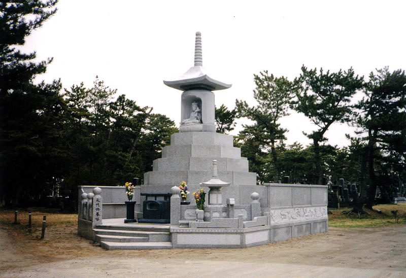 秋田県能代市　長慶寺（永代供養墓）