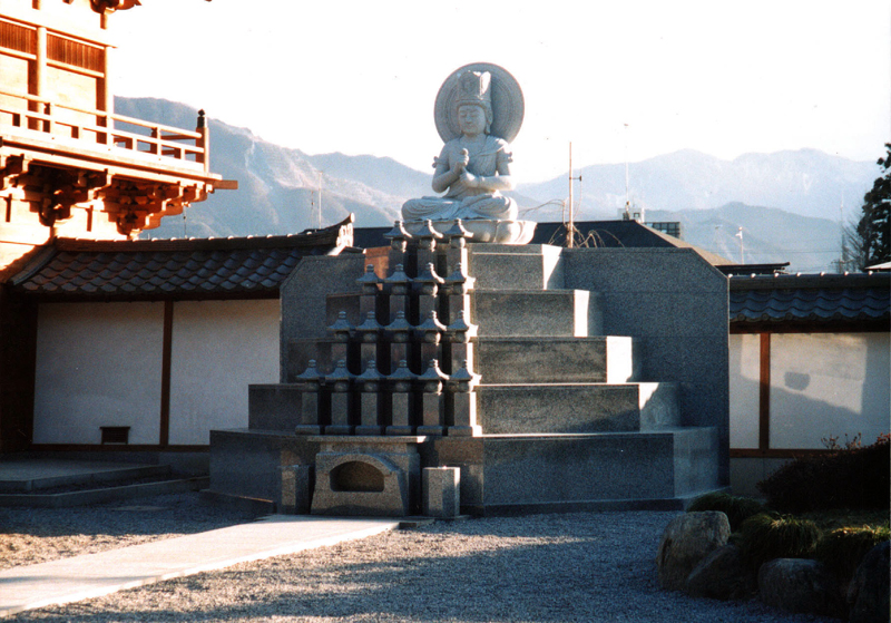 埼玉県秩父市　広見寺（永代供養墓）