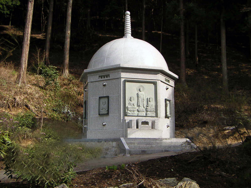 長野県塩尻市　西福寺（永代供養墓）