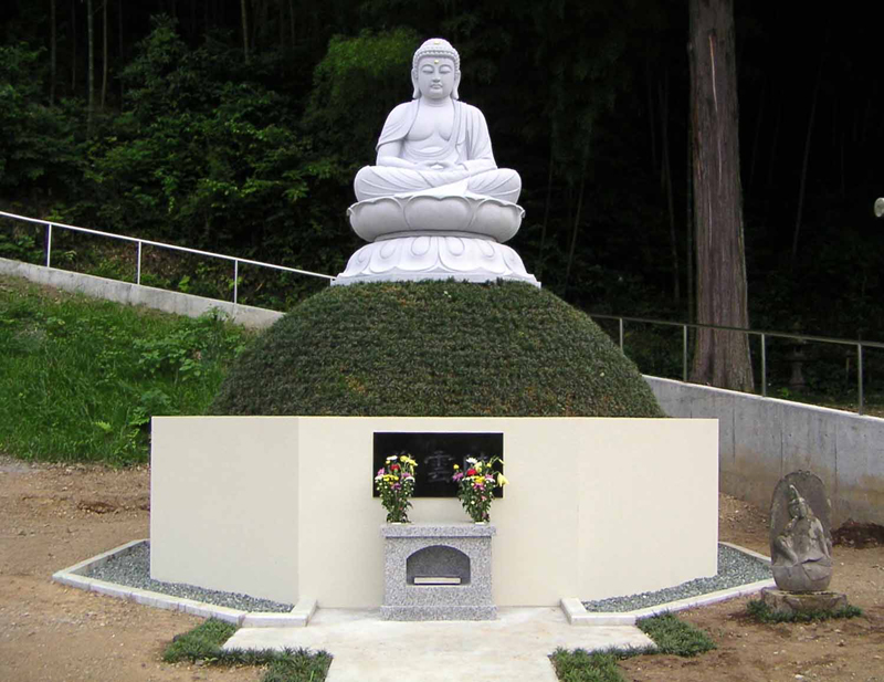 東京都八王子市　心源院（永代供養墓）